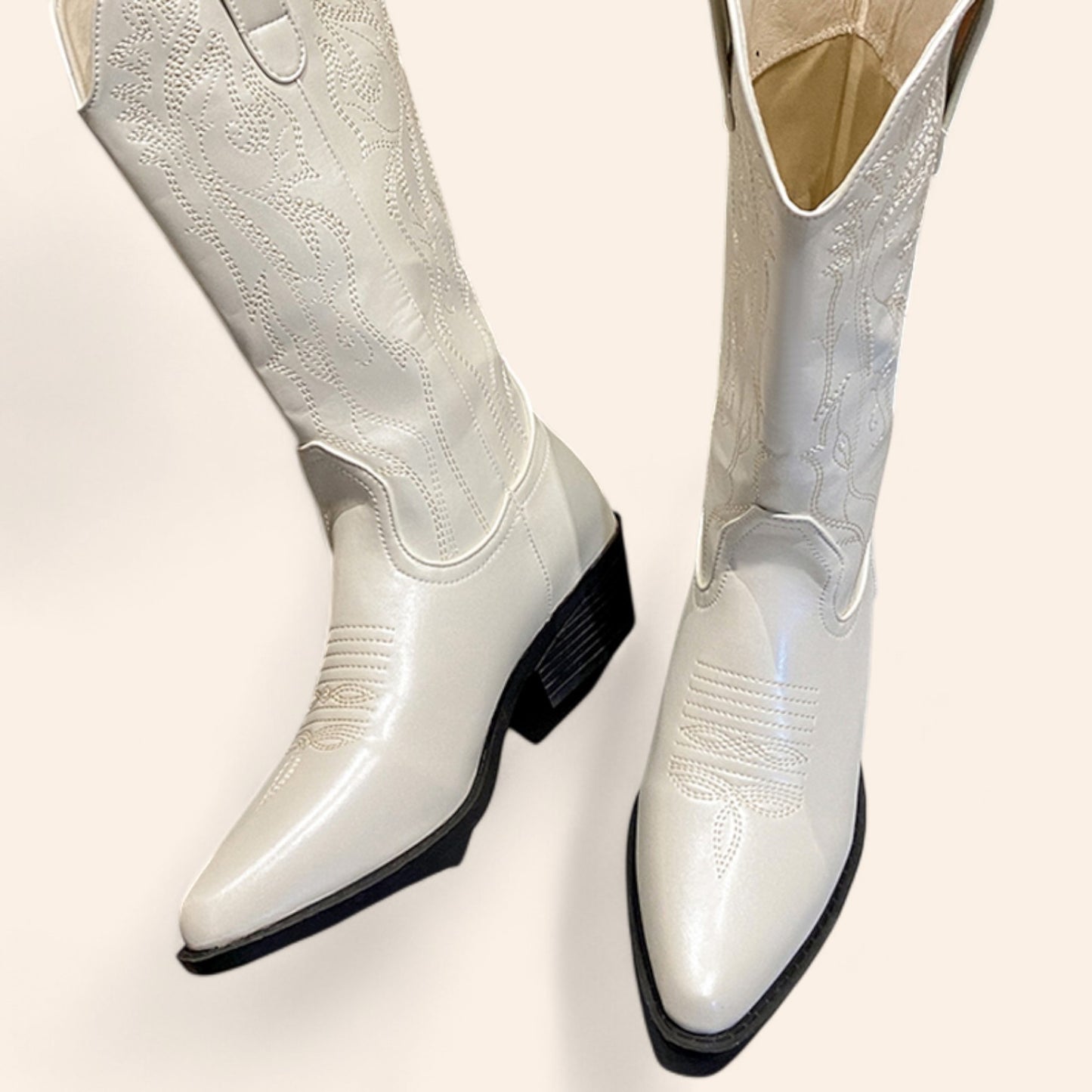 Cream beige cowboy boots with black soles - N°32