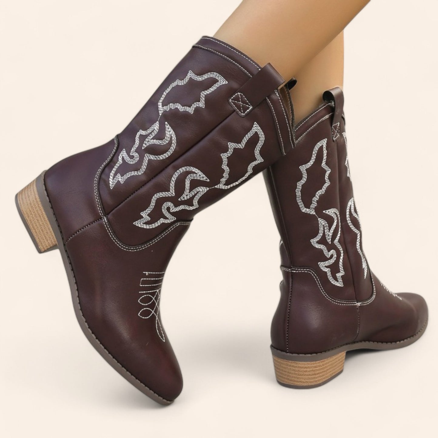 Coffee-brown cowboy boots with white side embroidery - N°107