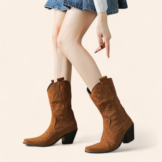 Brown cowboy boots with large embroidery and pointed toe - N°137