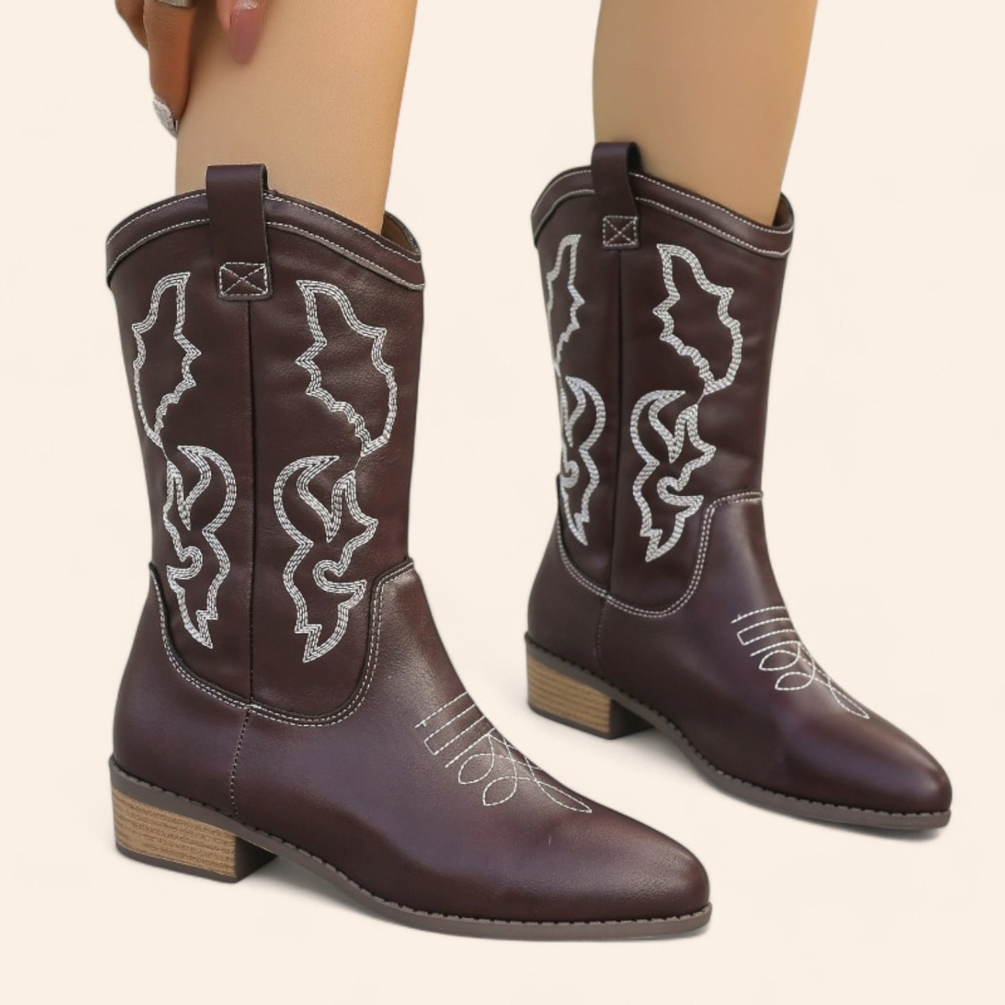 Coffee-brown cowboy boots with white side embroidery - N°107