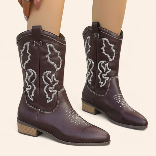 Coffee-brown cowboy boots with white side embroidery - N°107