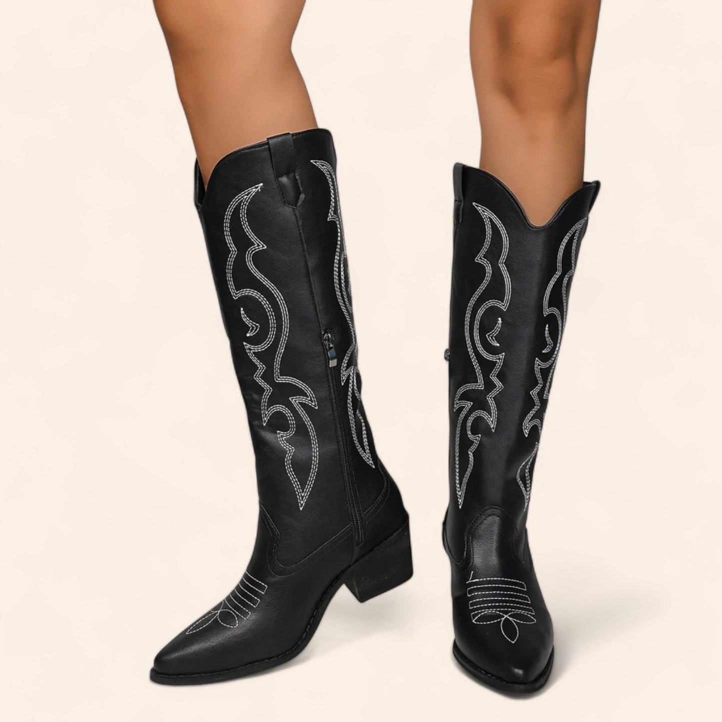 Black cowboy boots with side embroidery - N°104