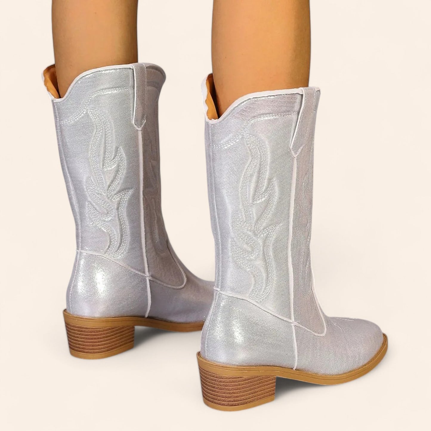 Shiny silver cowboy boots with embossed embroidery - N°115