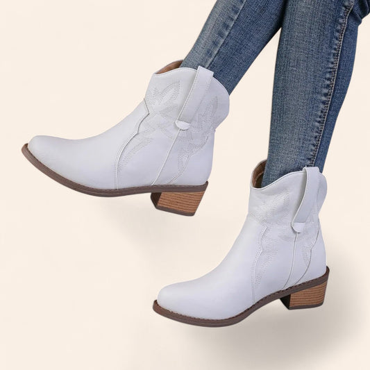 Classic white cowboy ankle boots - N°11