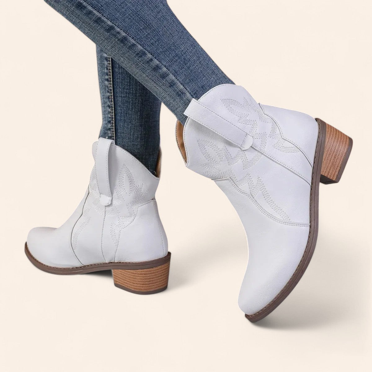 Classic white cowboy ankle boots - N°11