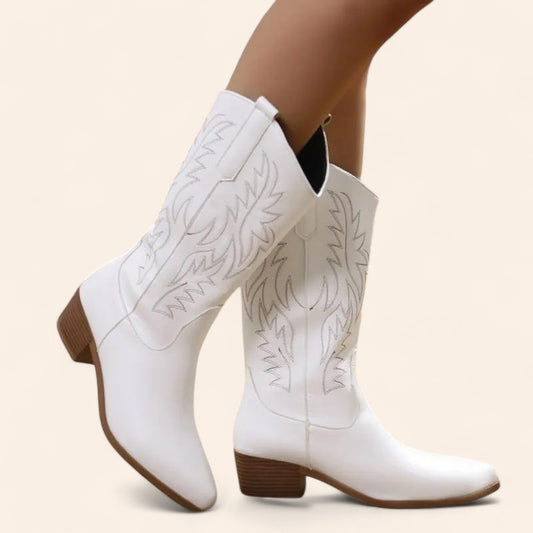 White cowboy boots with classic embroidery - N°5