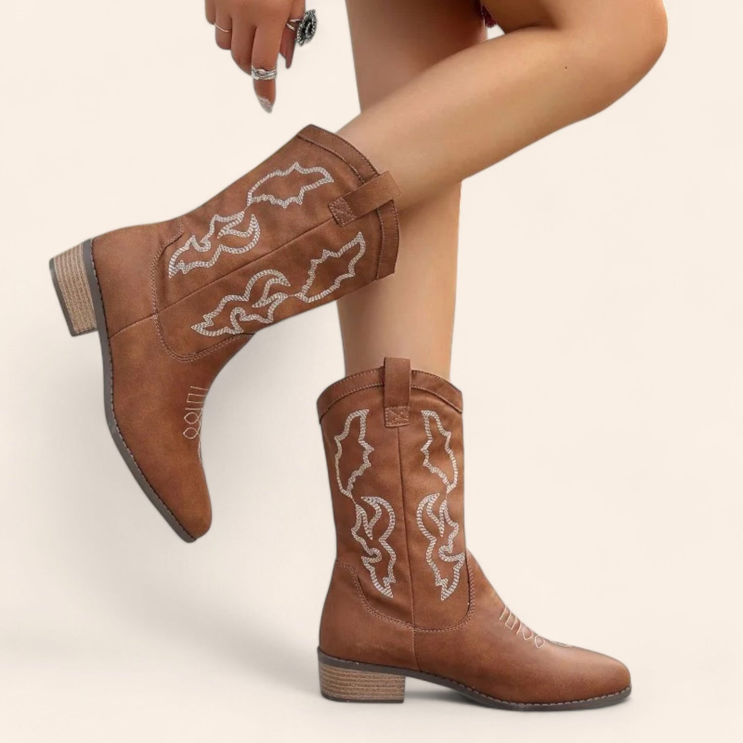 Brown cowboy boots with white side embroidery - N°106