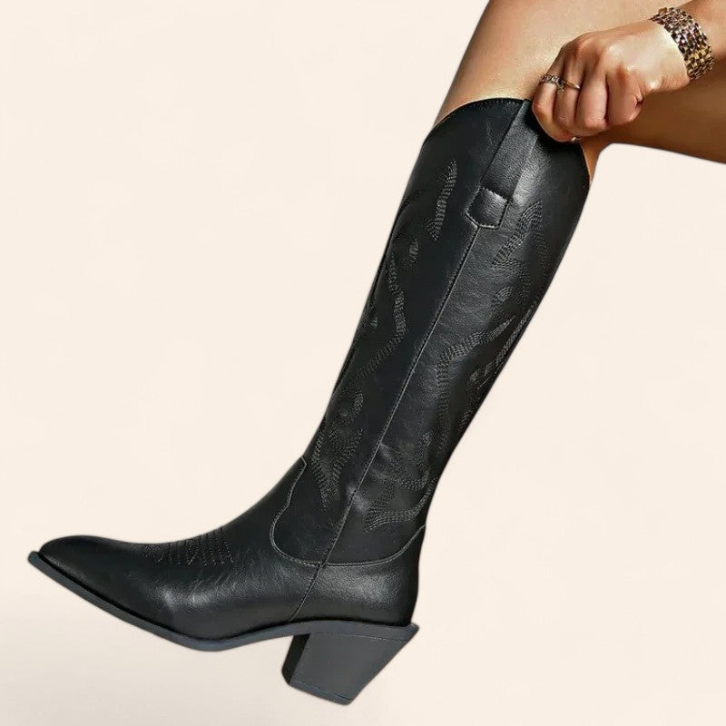 Black cowboy boots with black embroidery - N°112